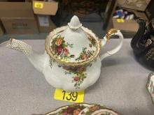 Old Country Rose Tea Pot