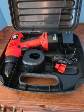 Black and Decker Cordless 3/4" Drill 9.6 Volt Battery New in Case