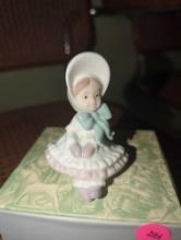 (DEN) LLADRO 1995 MUNECA DOLL FROM SANTA'S MAGICAL WORKSHOP COLLECTION #06263 BY MARCO ANTONIO