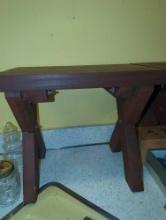 (KIT) SET OF 2 KIDS SIZE X LEGGED WOODEN BENCHES PAINTED, MEASURE APPROXIMATELY 18 IN X 10.5 IN X 16