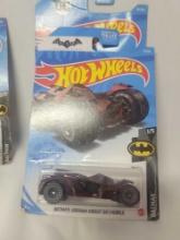 Triplet set of assorted Hot Wheels collectibles