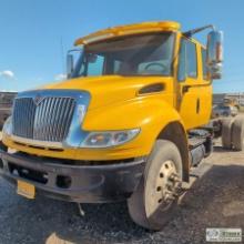 CAB AND CHASSIS, 2006 INTERNATIONAL 4400, DT466 DIESEL ENGINE, EATON FULLER TRANSMISSION, SINGLE REA