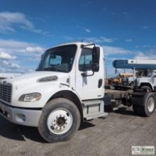 SEMI TRACTOR, 2004 FREIGHTLINER, CATERPILLAR C7, AUTOMATIC TRANSMISSION, SINGLE REAR AXLE, 26,000LB