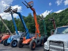 EXTREME 842 TELESCOPIC FORKLIFT SN:890918 4x4, powered by Cummins diesel engine, equipped with