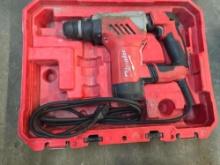 MILWAUKEE ELECTRIC 1 1/8IN. SDS PLUS ROTARY HAMMER SUPPORT EQUIPMENT