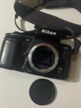 Vintage Nikon N8008 Camera