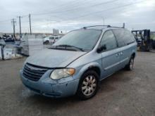 2005 Chrysler Town and Country Van, VIN # 2C4GP54L65R416952