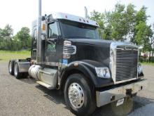 2019 Freightliner 122SD Tandem Axle Day Cab