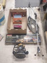 Black & Decker Router w/ Jointer Template, Bits, & Accessories