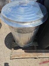 31 Gallon Trash Can of Absorb-All Gravel