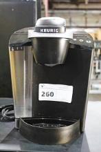 KEURIG COFFEE MACHINE