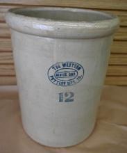 Western Pottery 12 Gallon Crock